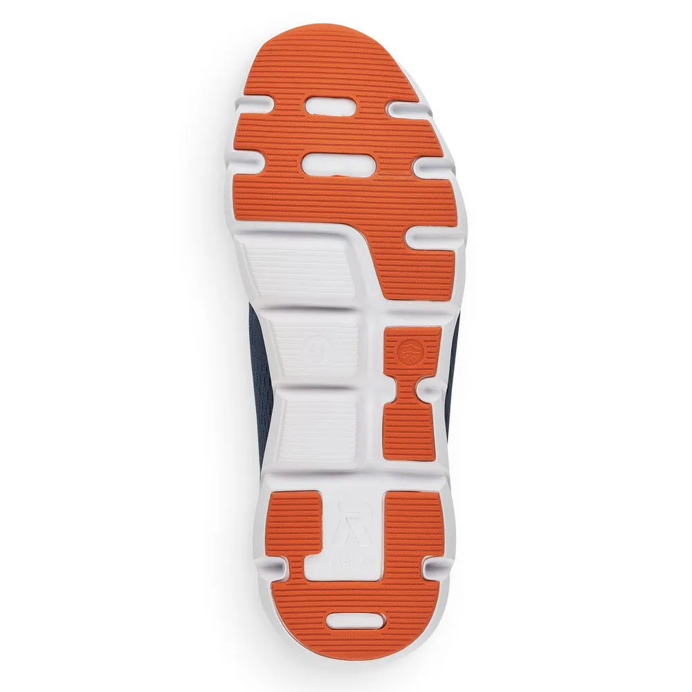 07806 Athletic Lace Sneaker