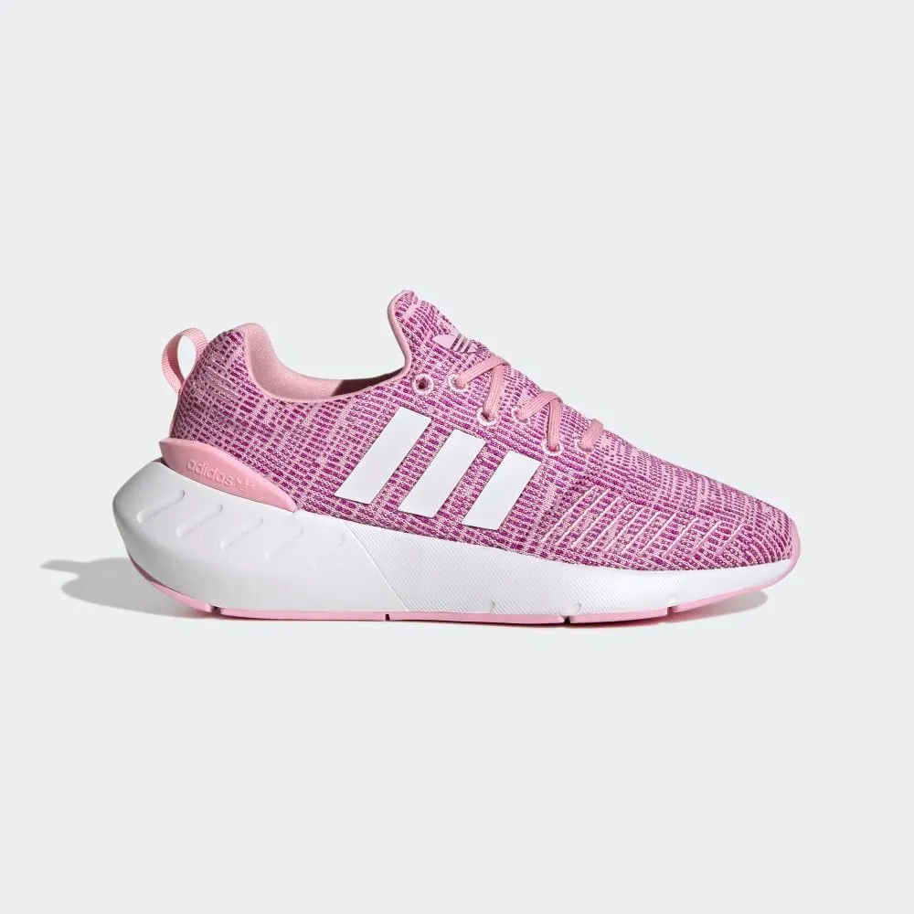 adidas Unisex-Child Swift Run 22 Sneaker