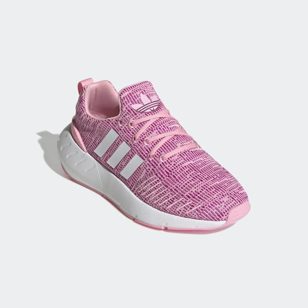 adidas Unisex-Child Swift Run 22 Sneaker