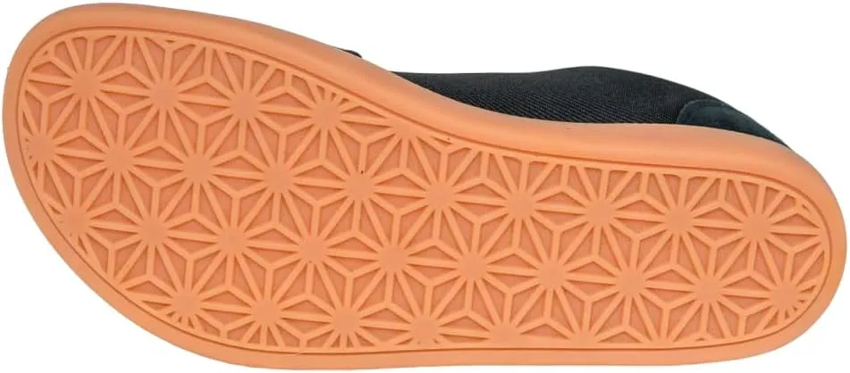 Arena Entries | Minamlist Style Footwear for Natural Athletes | Wide Foot Shaped Toebox | Thin Flexible Outsole | Zero Drop Design | Clean Design Maximal Performance Classic Styling