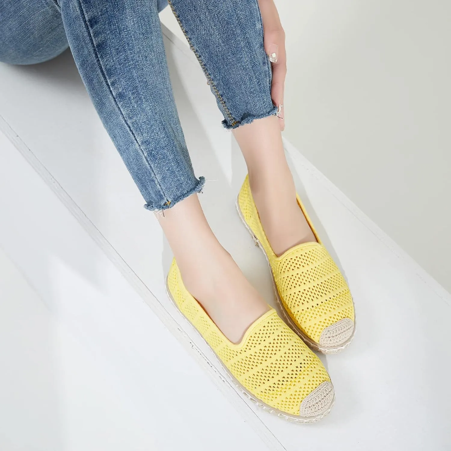 BABUDOG Women's Breathable Mesh Flats Shoes, Soft Loafers Flats, White Slip on Shoes Loafer