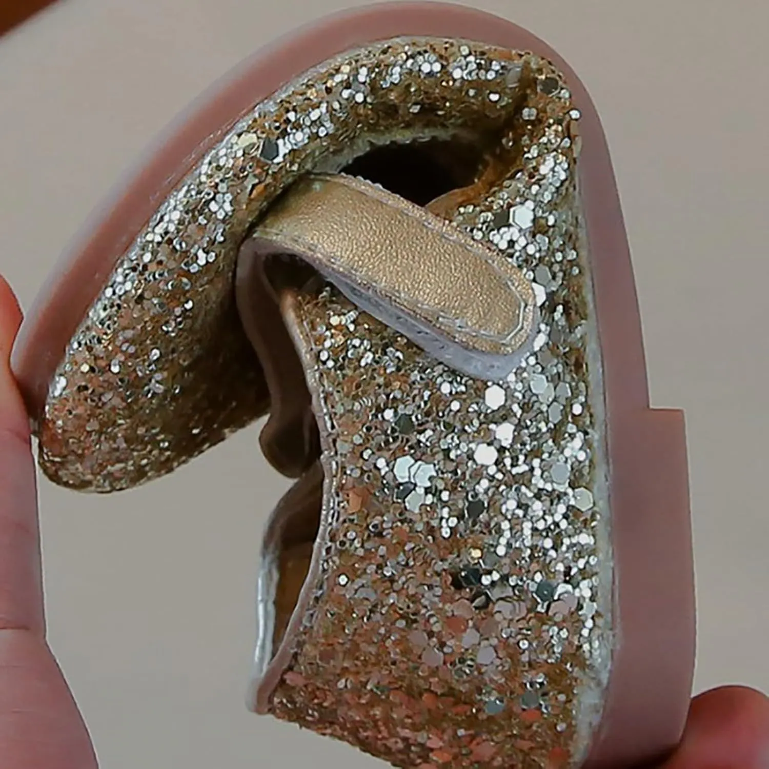 Baby Girls Low Heel Sequins Closed Toe Sandals Glitter Strap Ankle Fancy Formal Shoes Toddler Elegant Mary Jane Summer