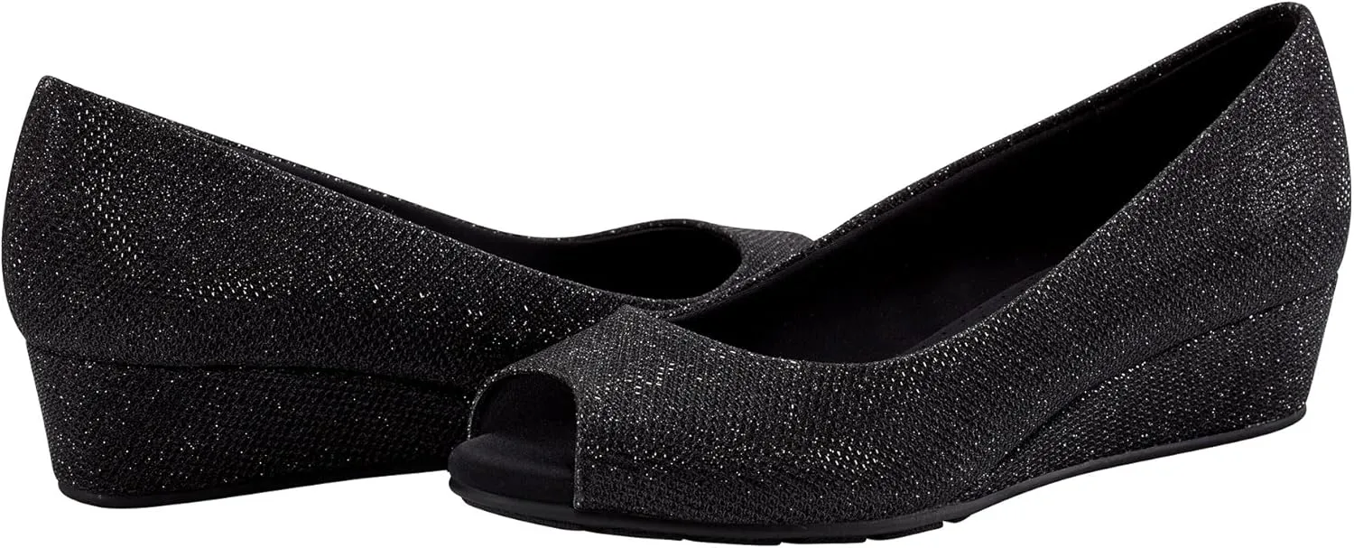 Bandolino Women's Candra Pump