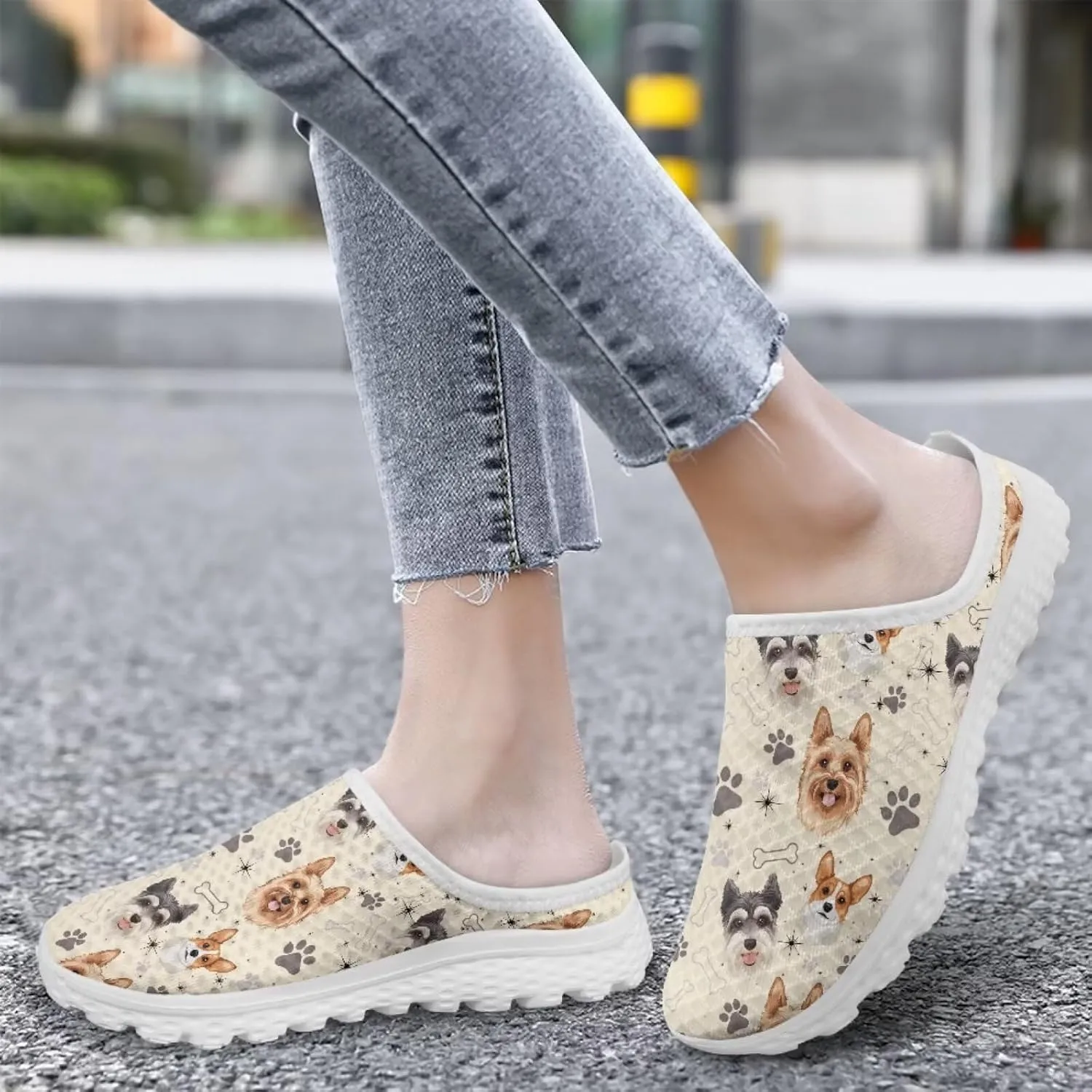 Binienty Women Wide Width Mesh Slippers Fashion Slip on Mule Shoes Breathable Ladies Outdoor Garden Loafers