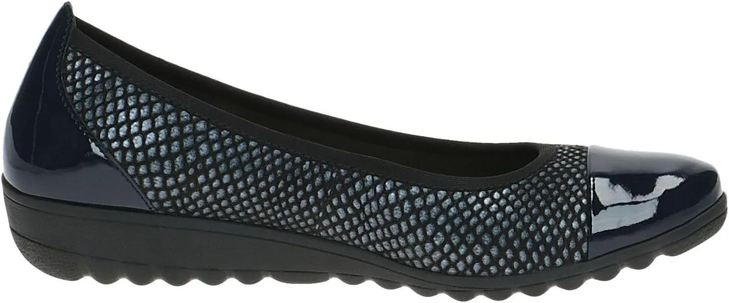 CAPRICE Women's Closed Ballet Flats Wedge