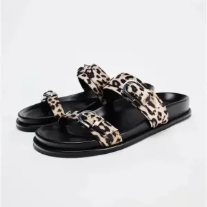 Chic Leopard Print Platform Sandal
