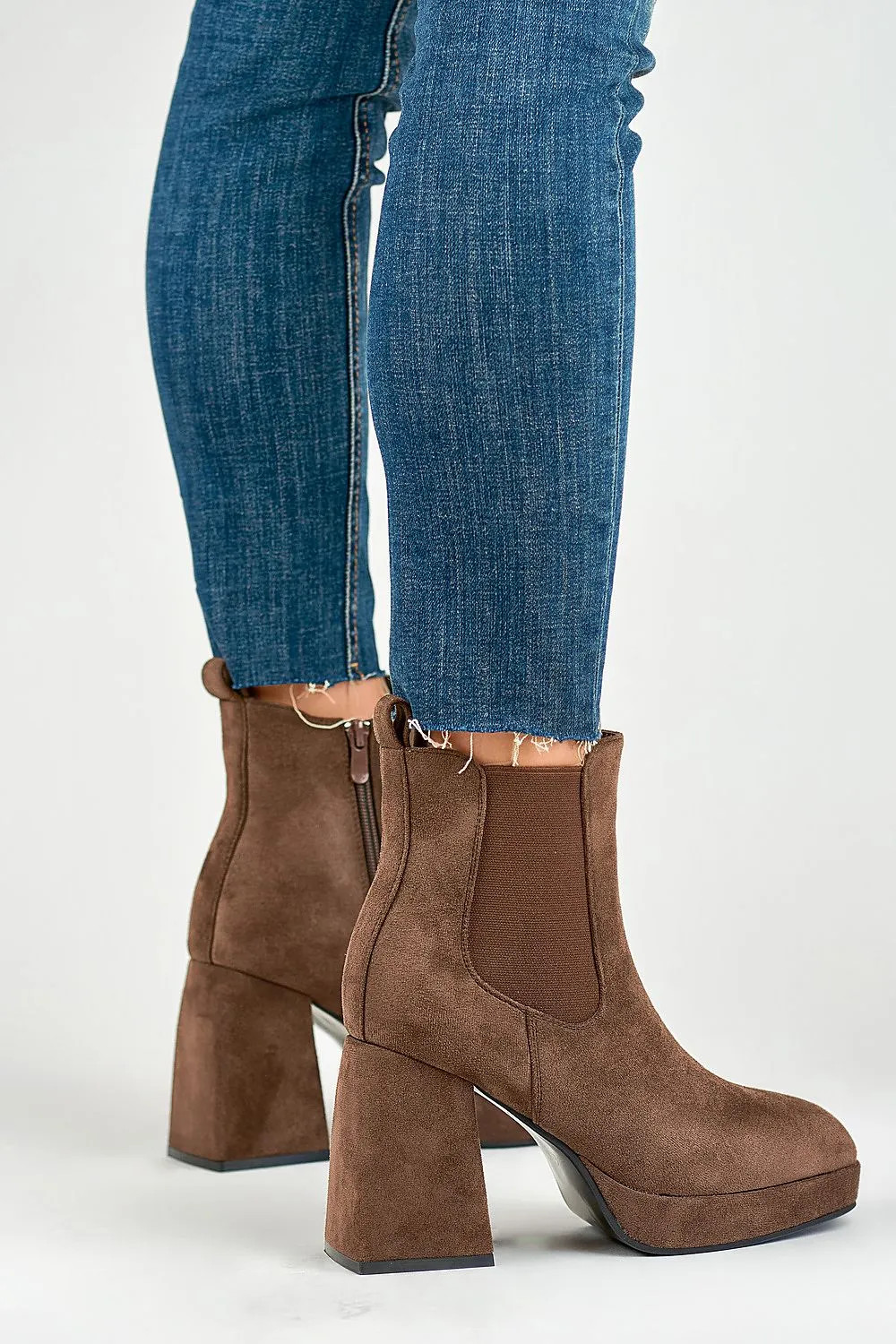 Chic Versatile & Comfortable Heel Boots
