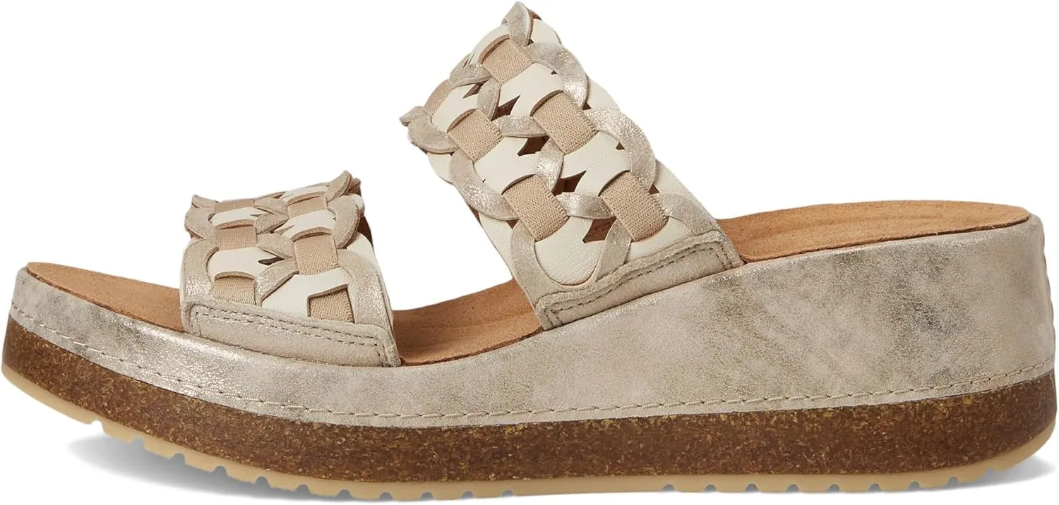 Clarks Women's Kassanda Mule Wedge Sandal