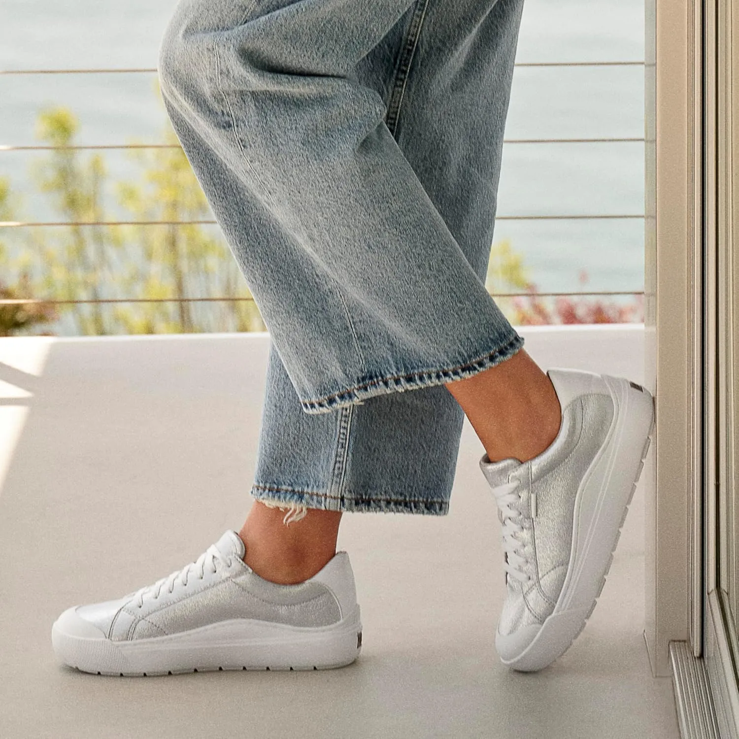 Dr. Scholl's Shoes Women's Time Off Sneaker