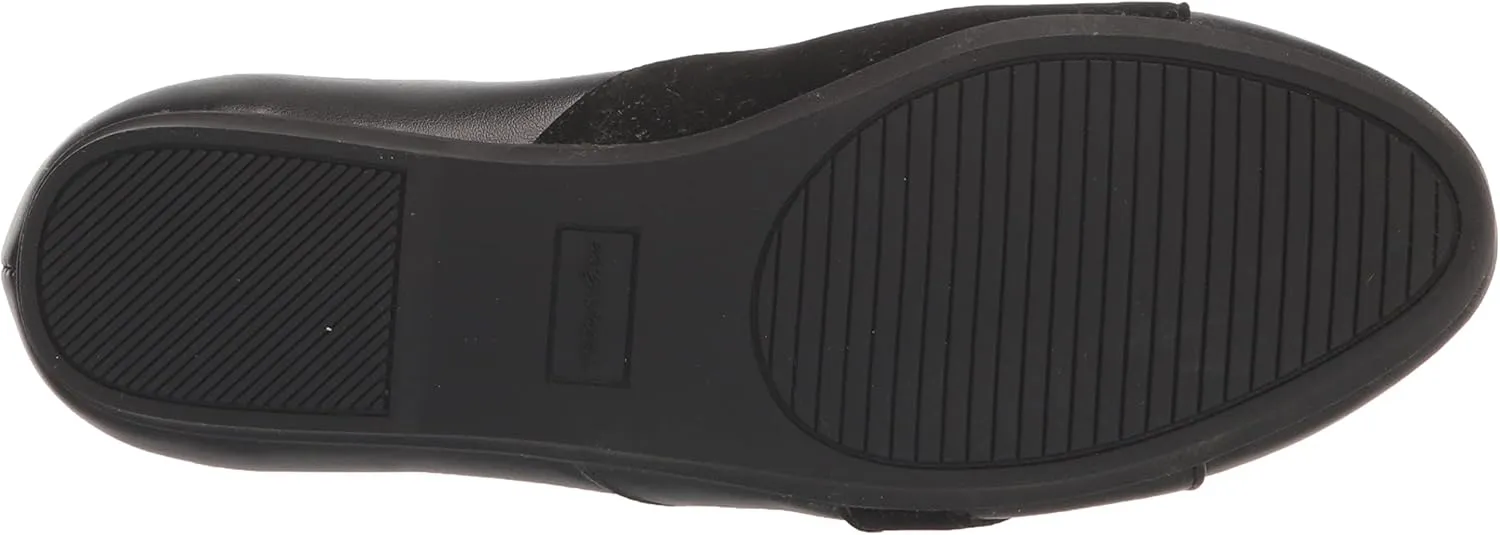 Easy Street Women's Bessie Sneaker