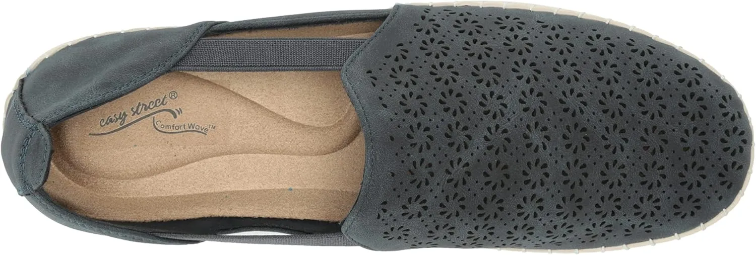 Easy Street Women's Megafresh Sneaker