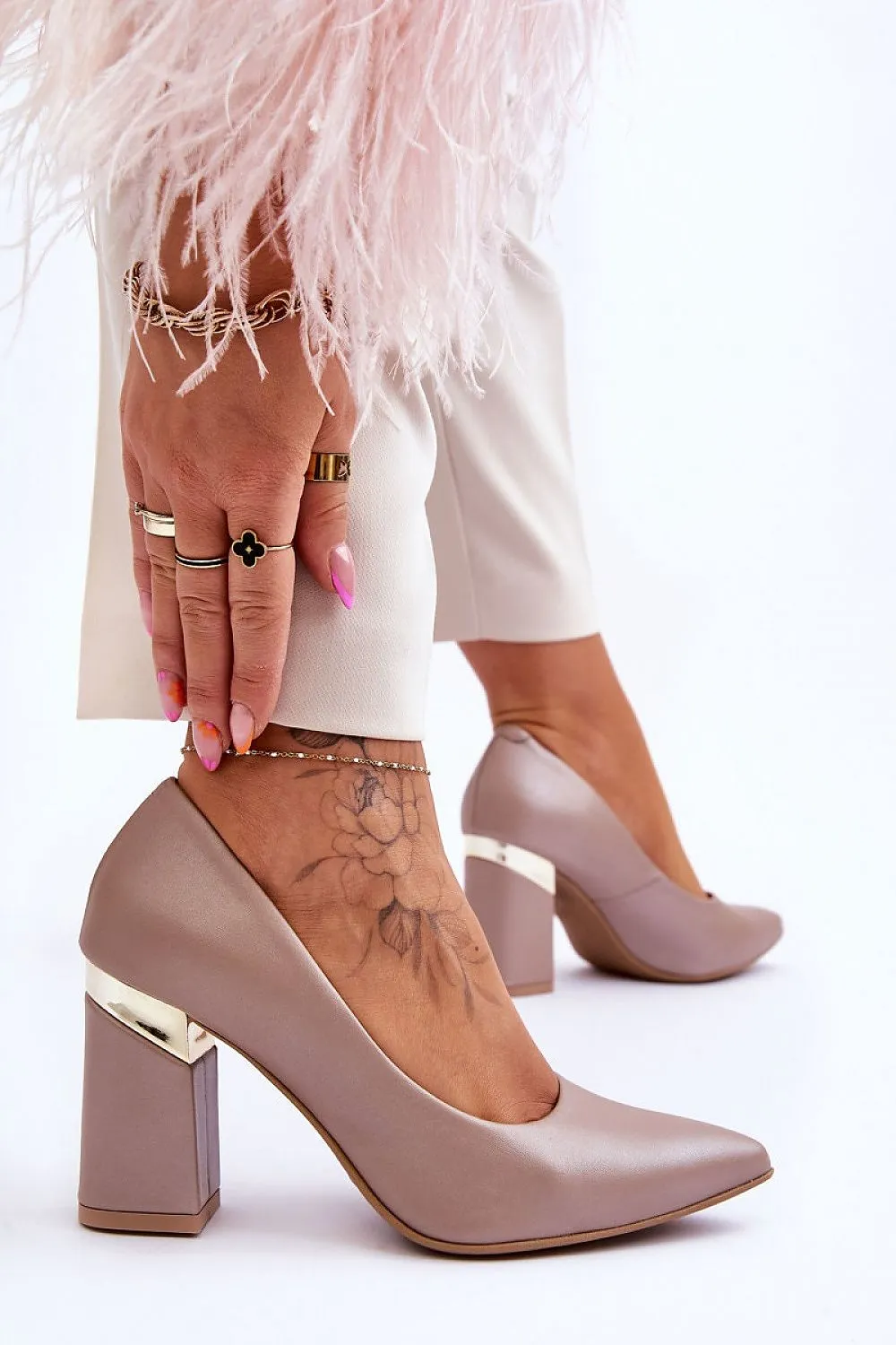 Elegant Sleek Timeless Block Heel Pumps