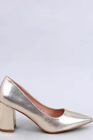 Elegant Sleek Timeless Block Heel Pumps