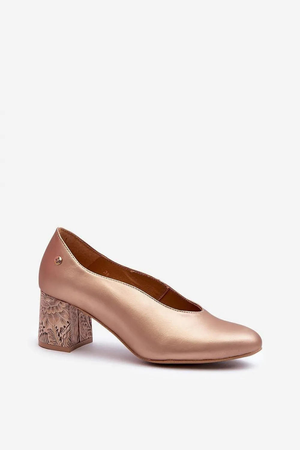Elegant Sleek Timeless Block Heel Pumps