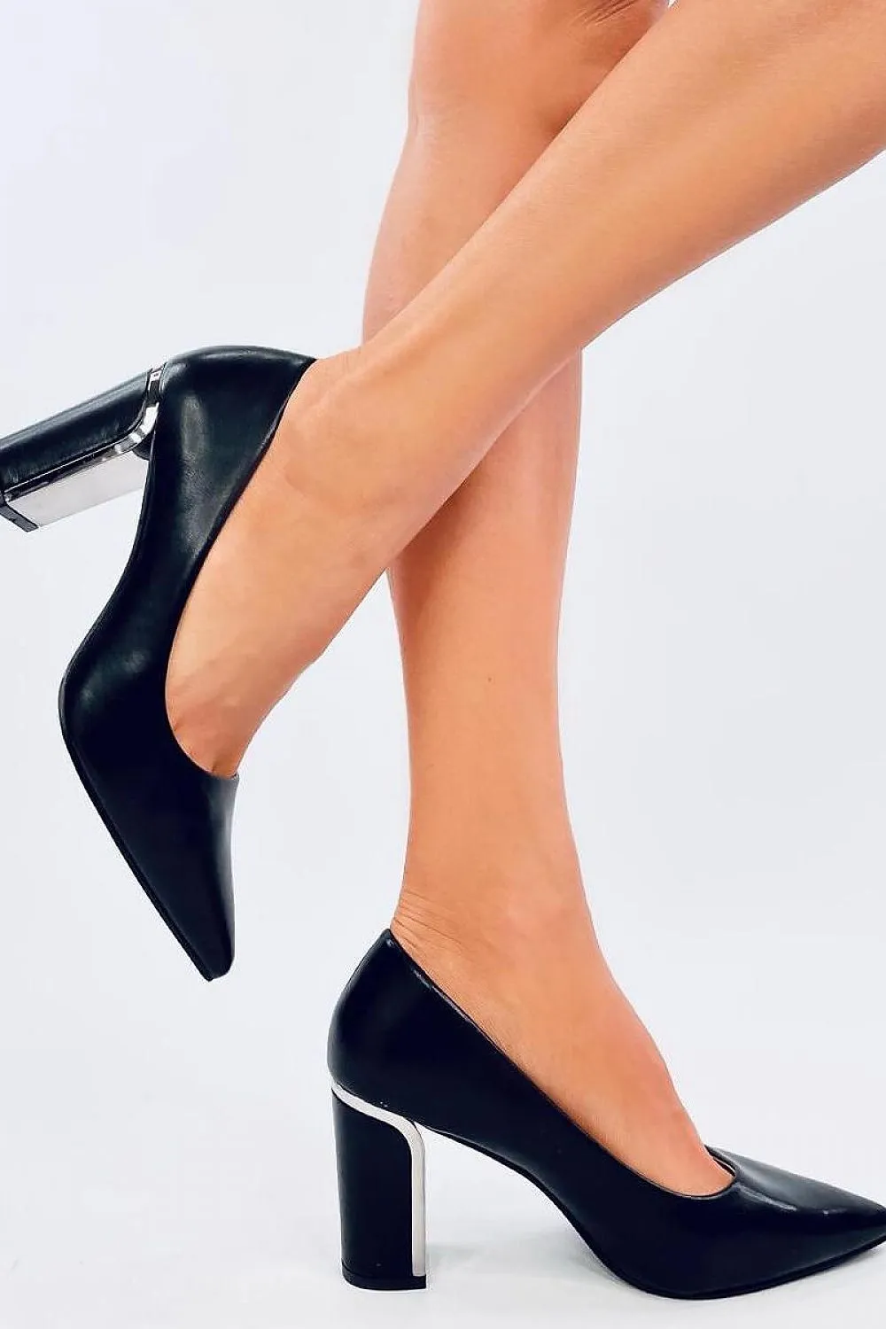 Elegant Sleek Timeless Block Heel Pumps