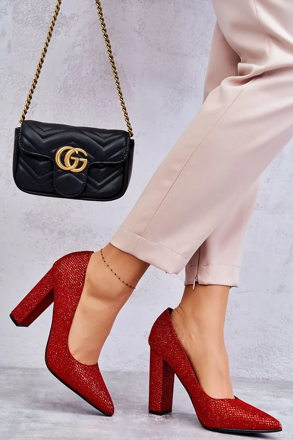 Elegant Sleek Timeless Block Heel Pumps