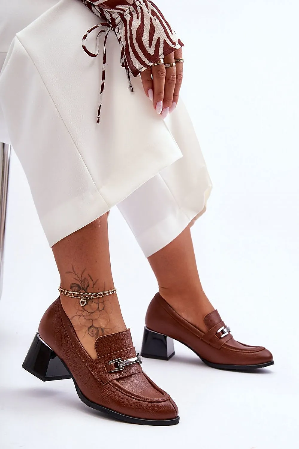 Elegant Sleek Timeless Heel Pumps
