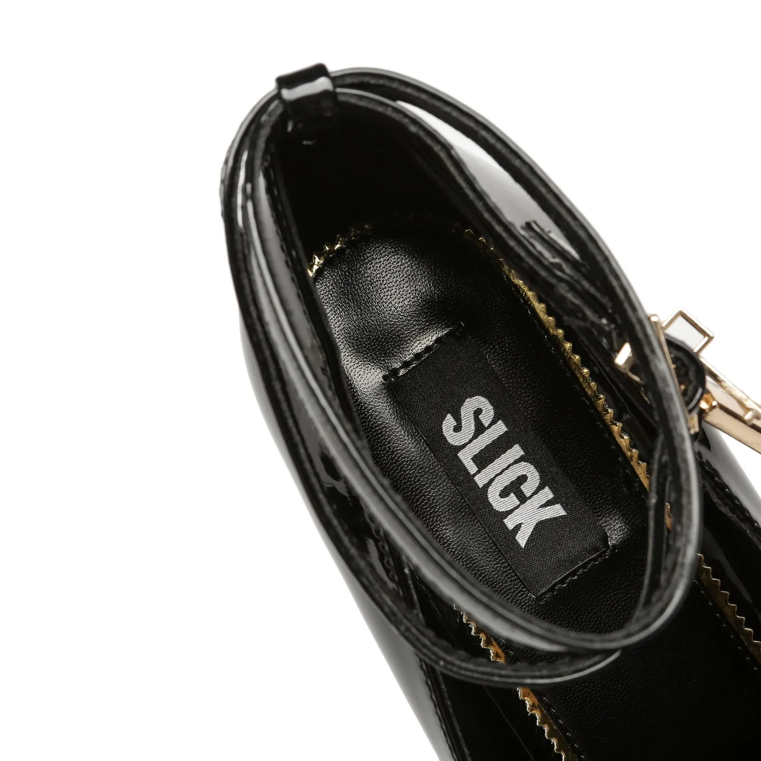 ESSENCE BLACK SHINY