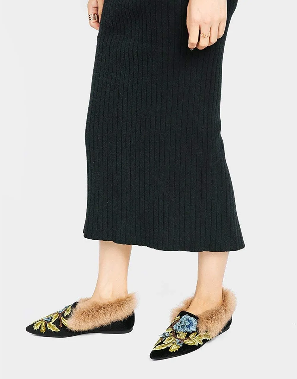 Fericzot Slip On Loafers Womens Embroidery Mule Shoes with Plush Lamb Fur Velvet Slippers Backless Pointed Toe Mule Slides