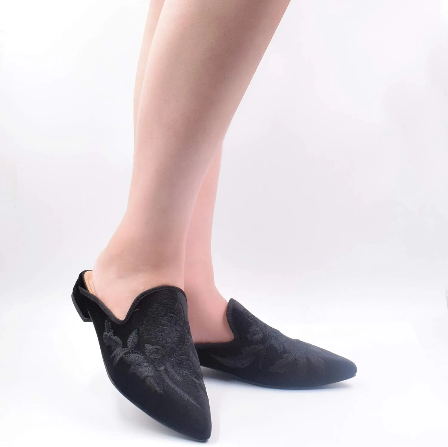 Fericzot Women's Velvet Backless Pointed Toe Slip On Loafers Flats Embroidery Mule Slippers Shoes