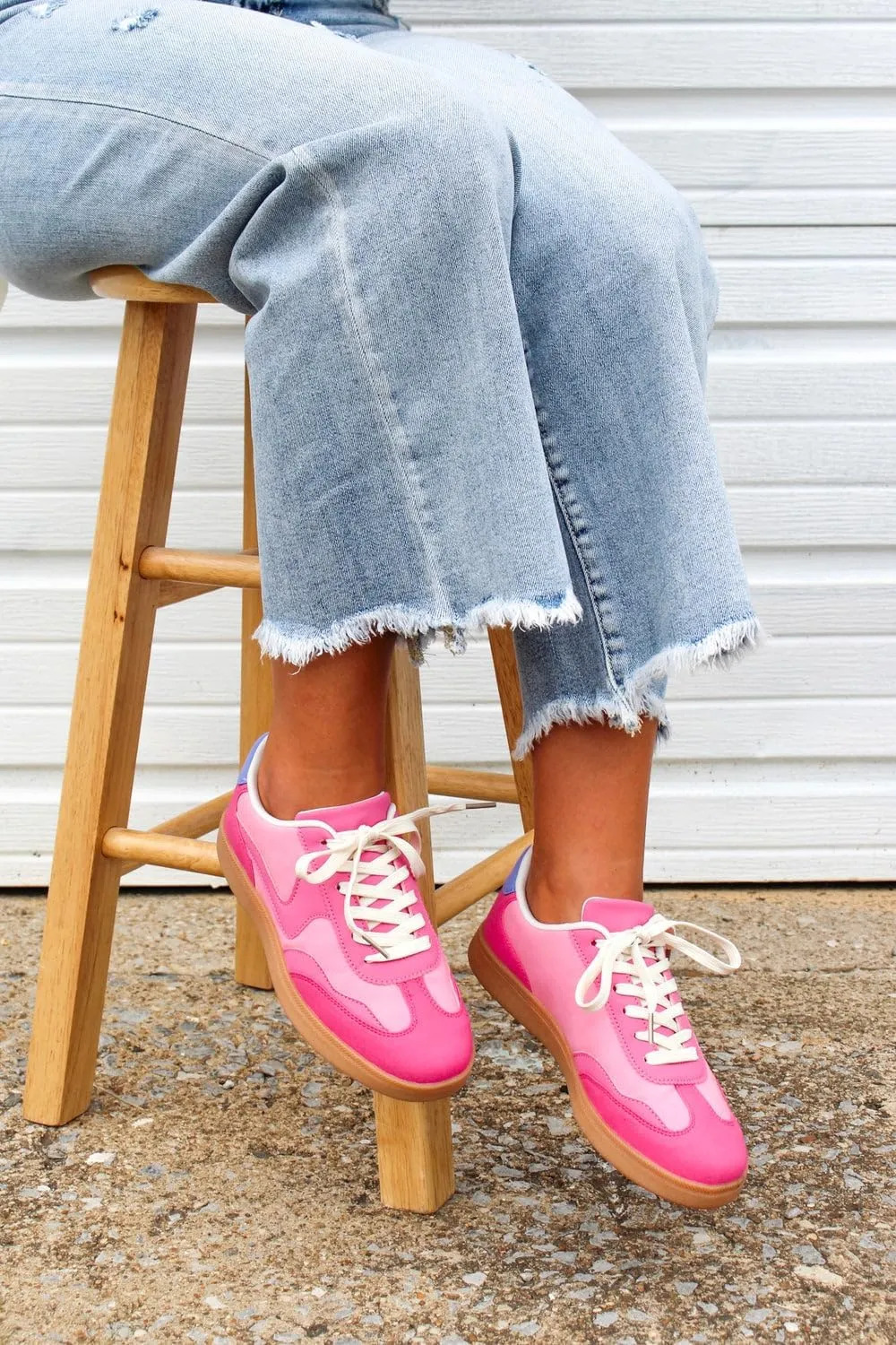 Forever Link Modern-12 Women's Low Top Lady Sneakers Lace-up Fashion Shoes