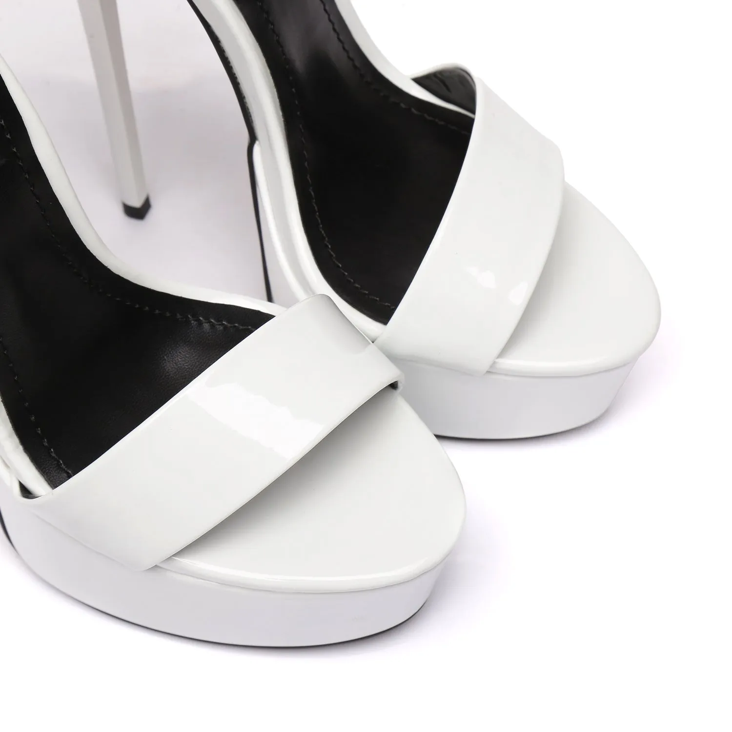 GALANA 1002 WHITE SHINY