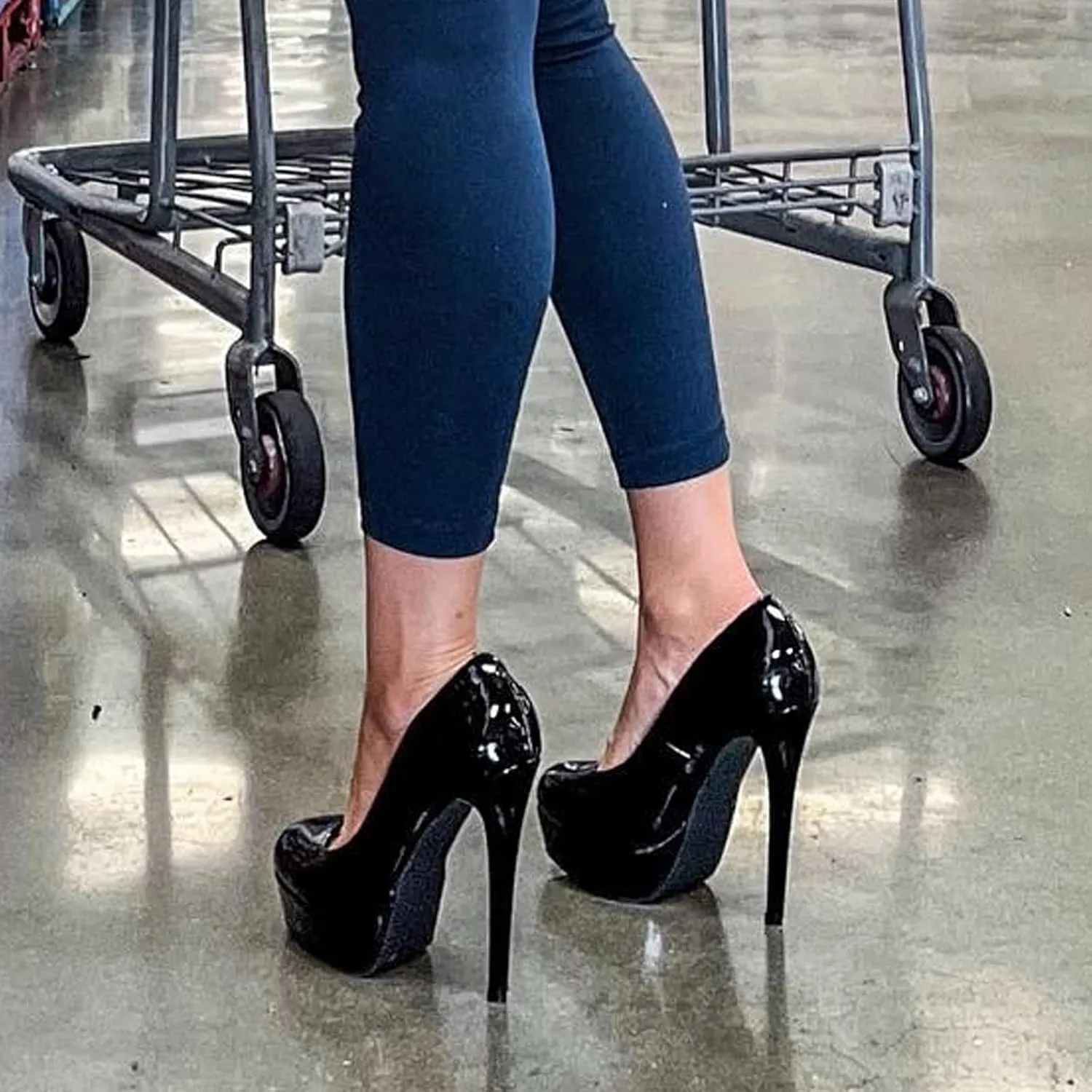 GENSHUO Platform Pumps Closed Toe Stilettos Heels Sexy Pumps High Heels for Women Round Toe Party Club Wedding Prom Stilettos