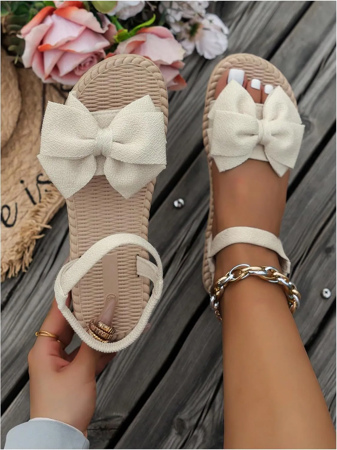 GORGLITTER Women's Bow Braided Flat Sandals Open Toe Lightweight Vacation Beach Slide Sandals