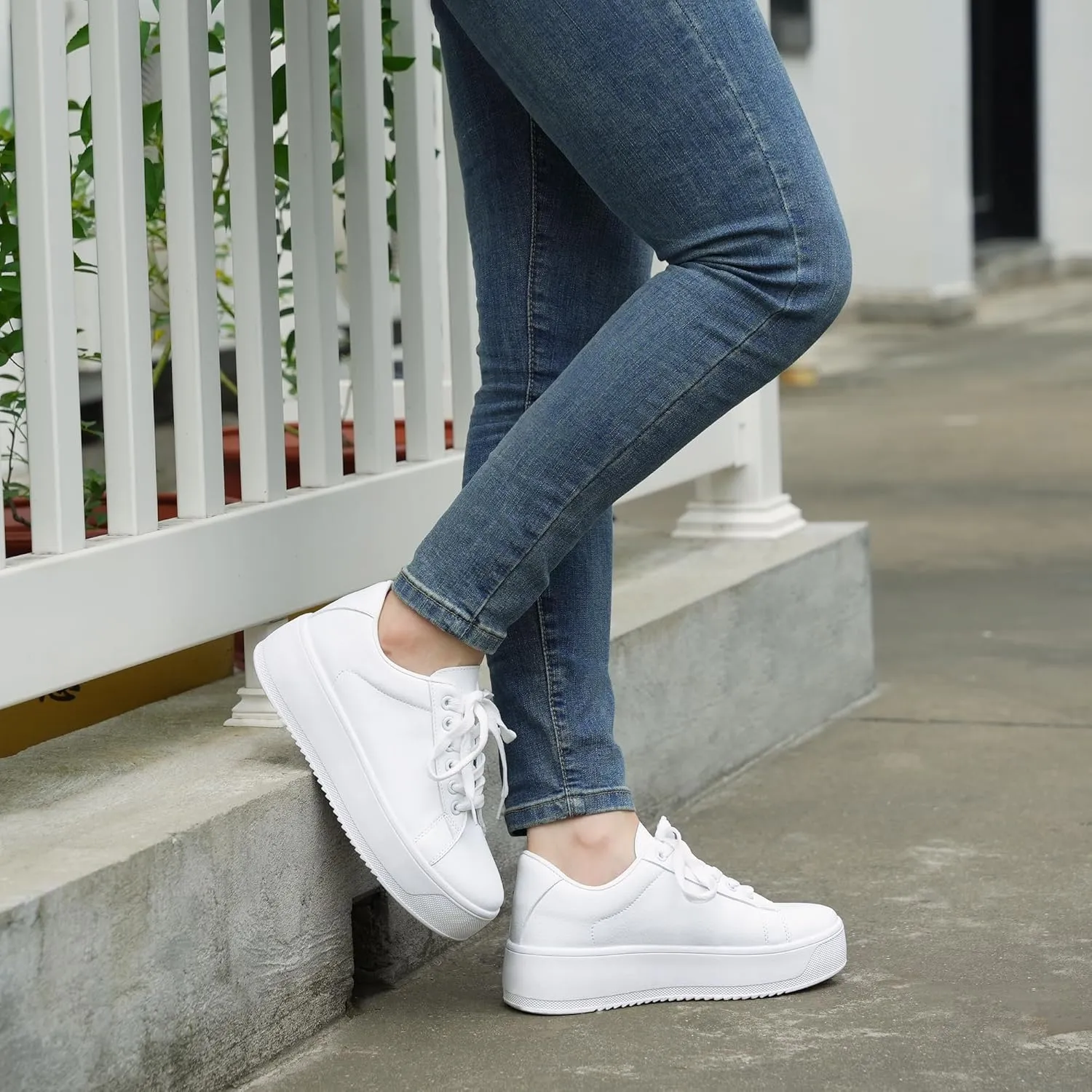 JABASIC Women Fashion Sneakers Low-top Lace-Up Stylish Walking Shoes Comfort Platform Sneakers