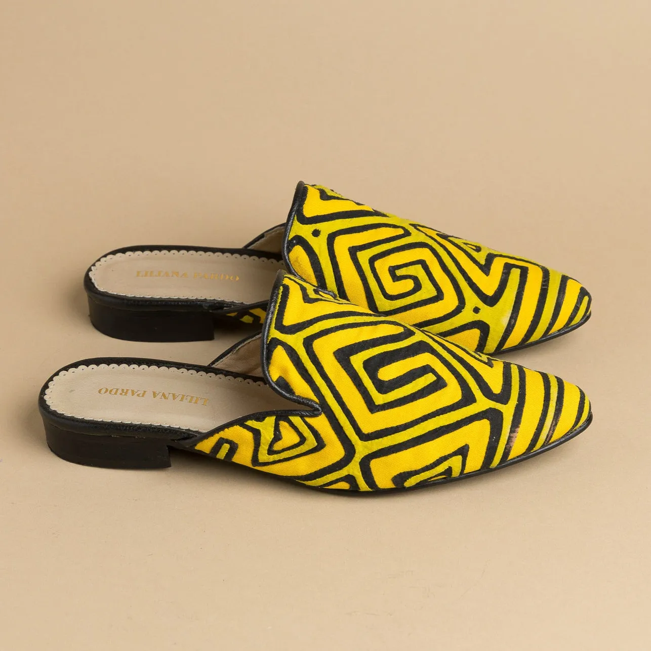 Mola Mules | Yellow Tones