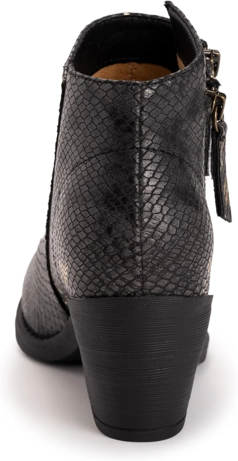 MUK LUKS Yardley
