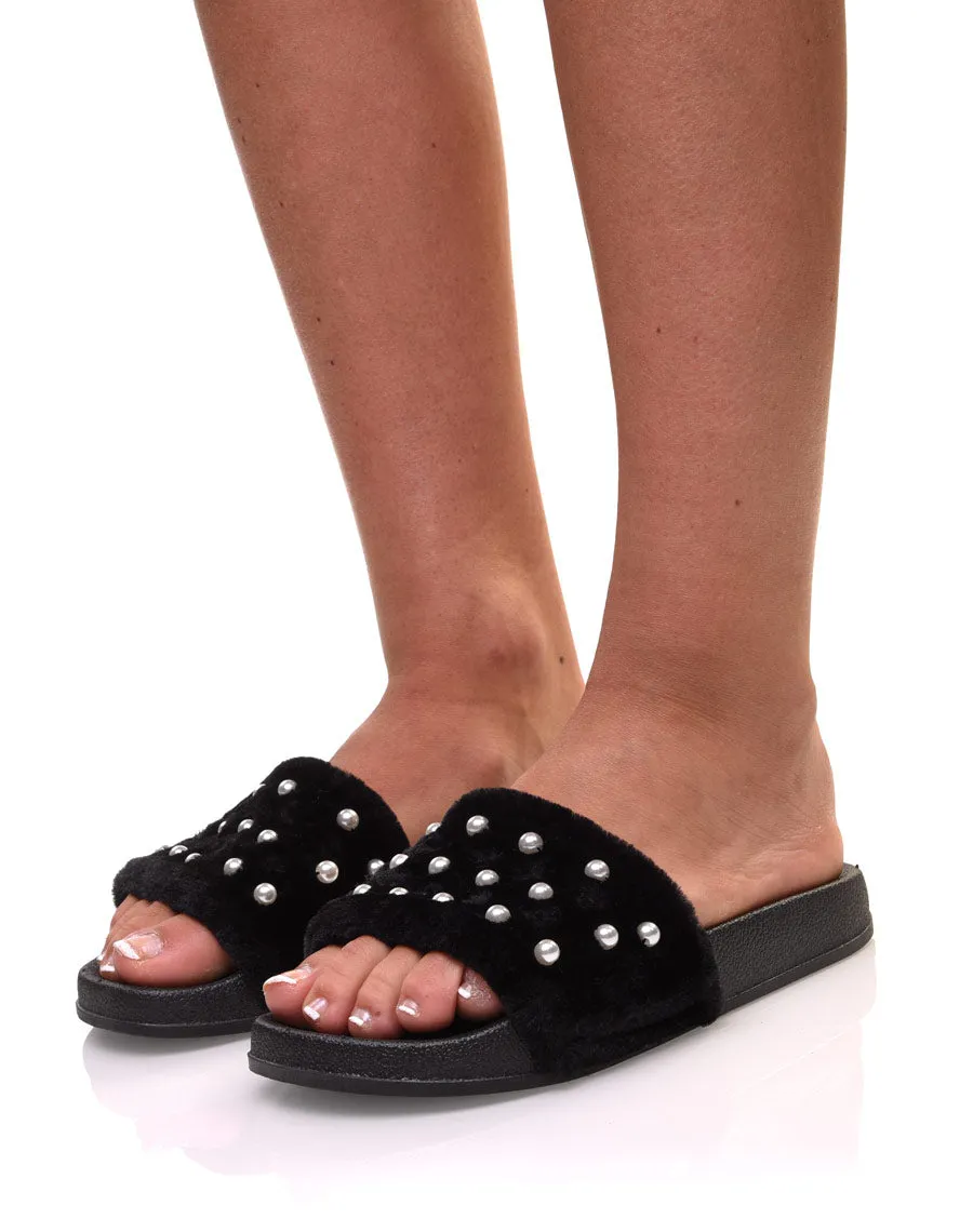 Mules noires en fausse fourrure
