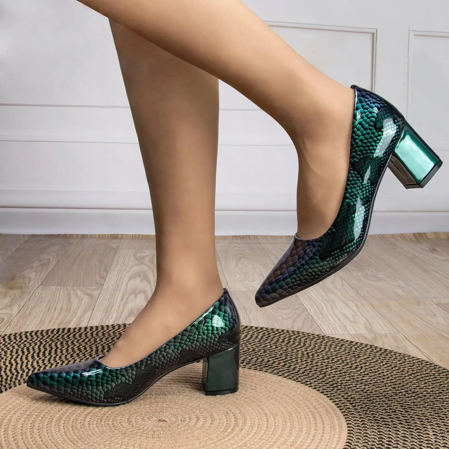 Pointed Closed Toe Chunky Pumps Shoes for Women 2 Inch Snakeskin Print Low Heels Women's Patent Leather Dressy Comfort Block Heels Slip-On Party Daily Shoes