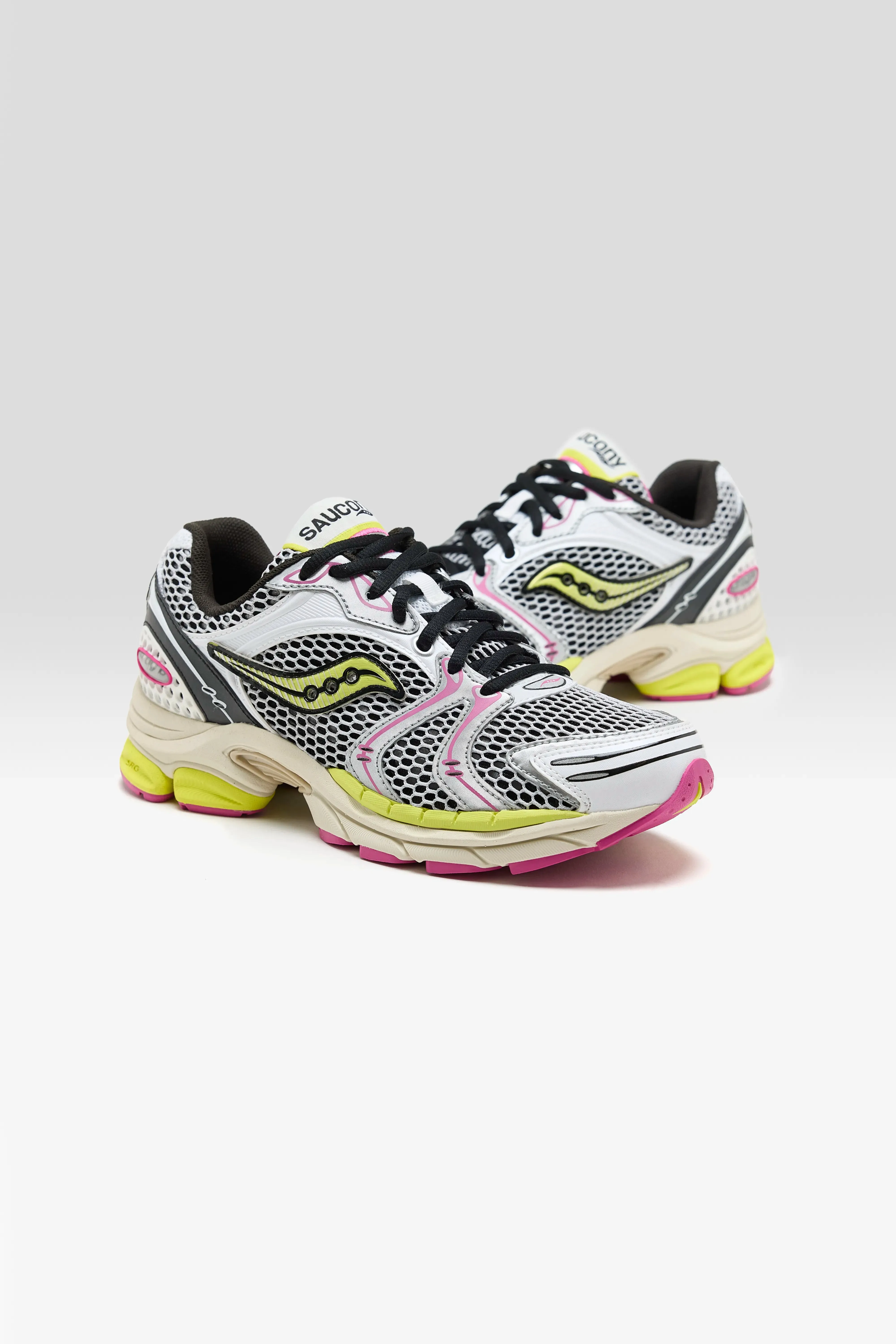 ProGrid Triumph 4 for Women  (251 / W / YELLOW)