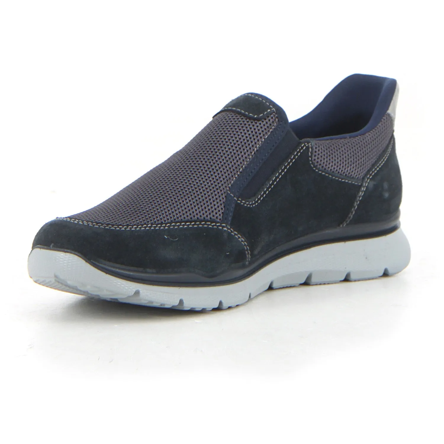 Scarpa sportiva slip on