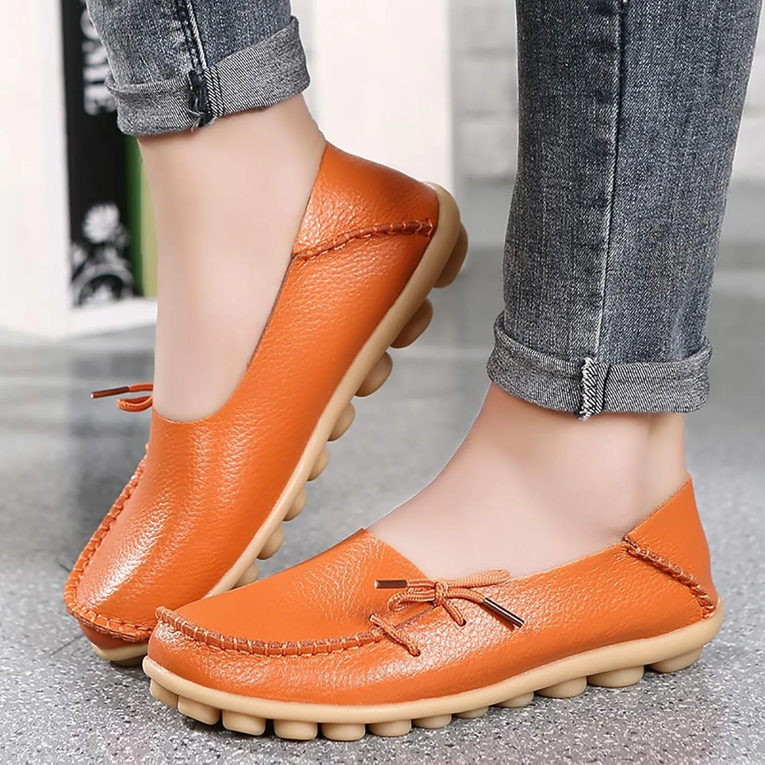 Solaud Women's Driving Moccasins Loafers Casual Round Toe Soft Comfortable Leather Loafers Breathable Slip On Walking Shoes