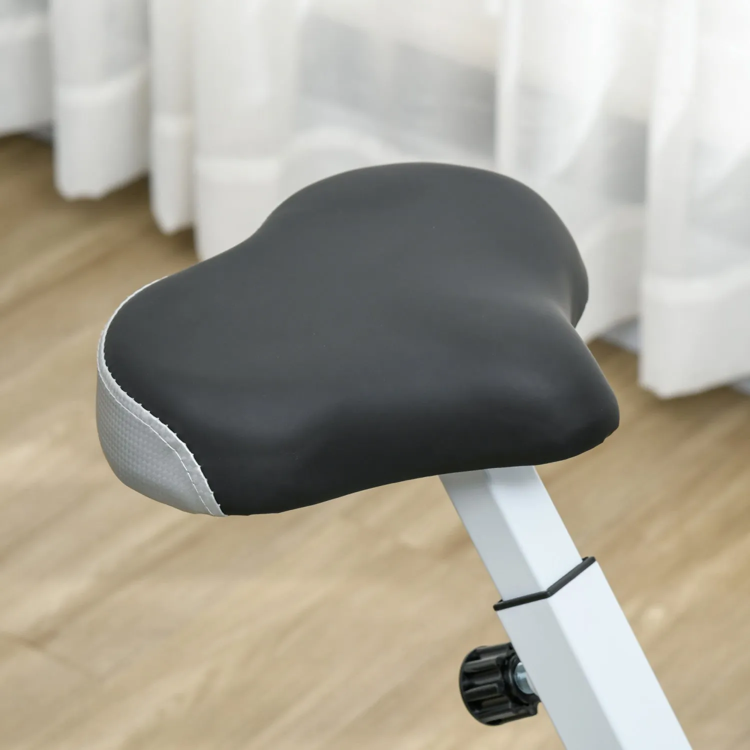 Soozier Foldable Exercise Bike With 8-level Resistance And Wheels, Red|Soozier Velo D'exercice Pliable Avec Resistance A 8 Niveaux Et Roues, Rouge