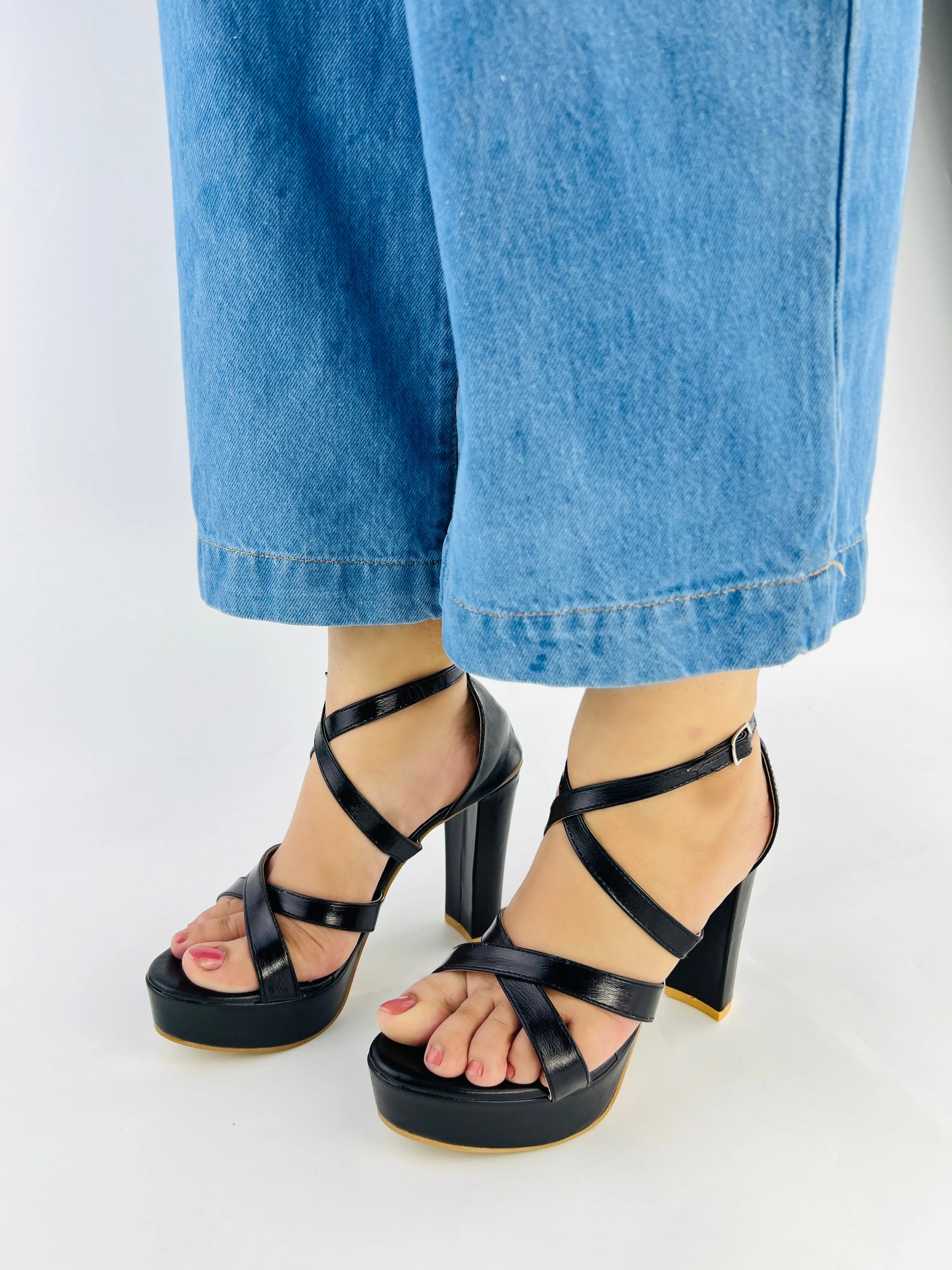 Spunkz Metallic Black Platform Heeled Sandals-11057