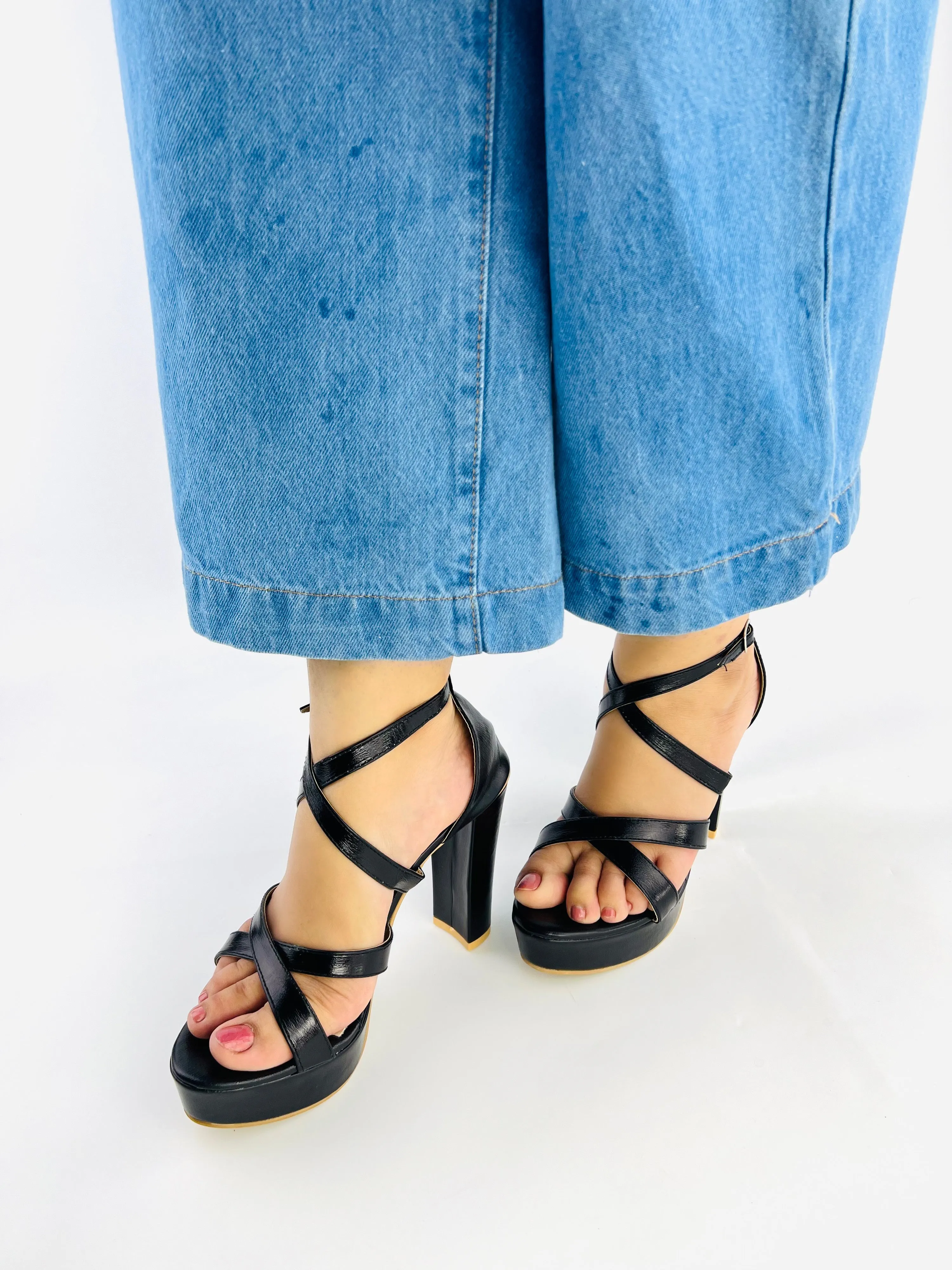 Spunkz Metallic Black Platform Heeled Sandals-11057