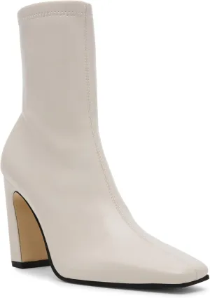 Steve Madden Women's Vinka Ankle Boot