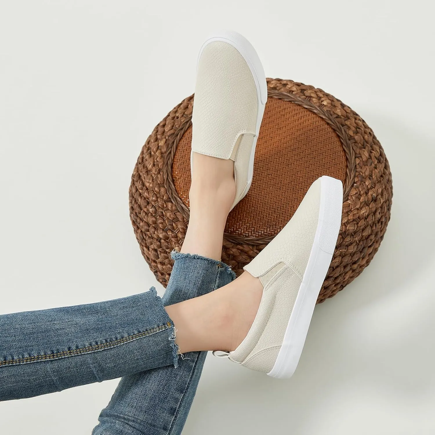 TUOPIN Womens Synthetic Leather Slip On Shoes,Padded Collar Slip on Sneakers for Women,Casual Loafers Walking Shoes