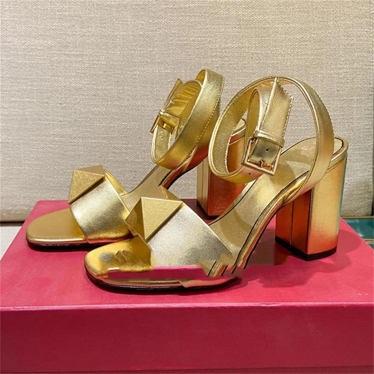 Women's Chunky Heel Leather Sandals, Rivet Strappy Open Toe Summer Luxury