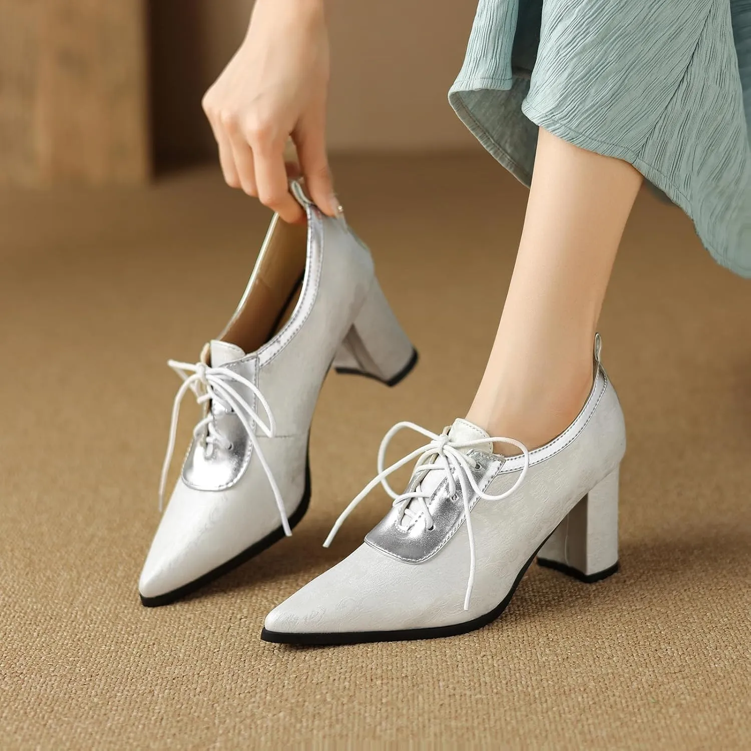 Womens Elegant Lace up Pumps Fashionable Pointed Toe Oxfords with Block Heel