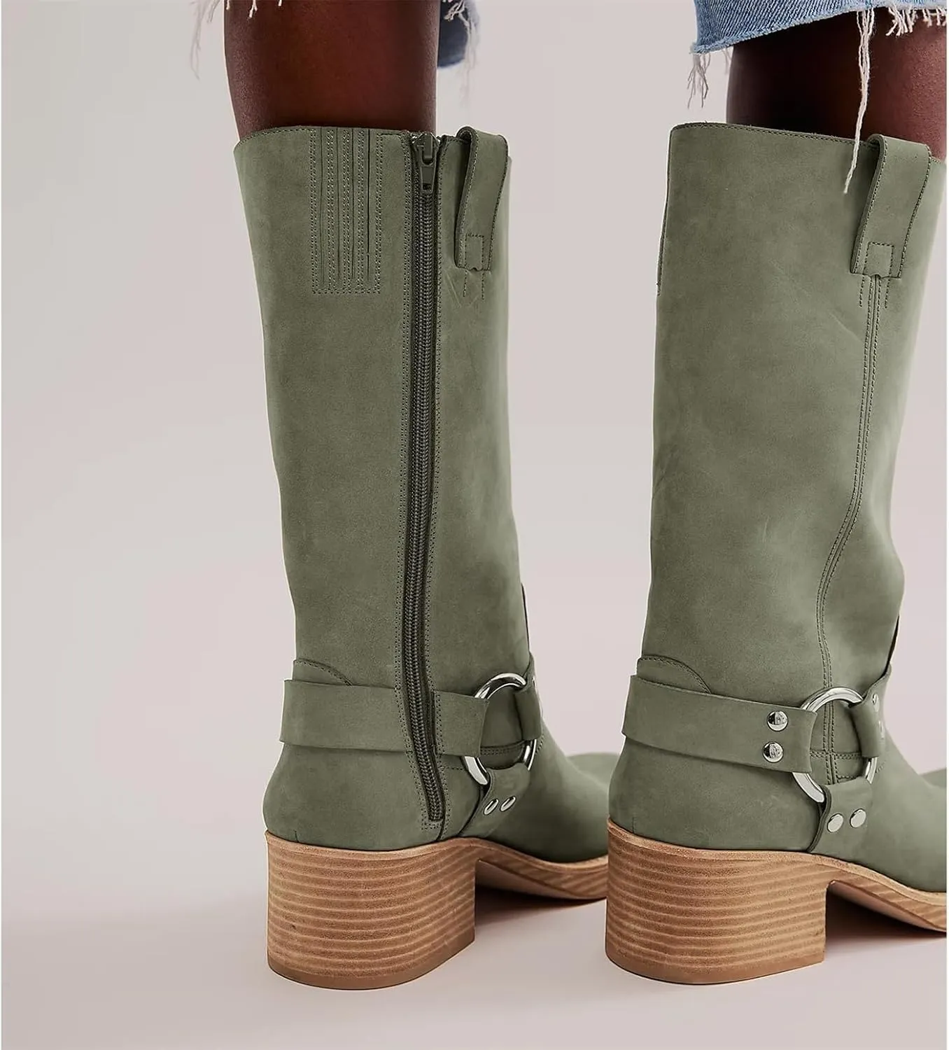 Women's Knee High Riding Boots Round Toe Block Heel Fashion Motorcycle Booties Side Zipper Wide Calf Biker Riding Boots with Studs