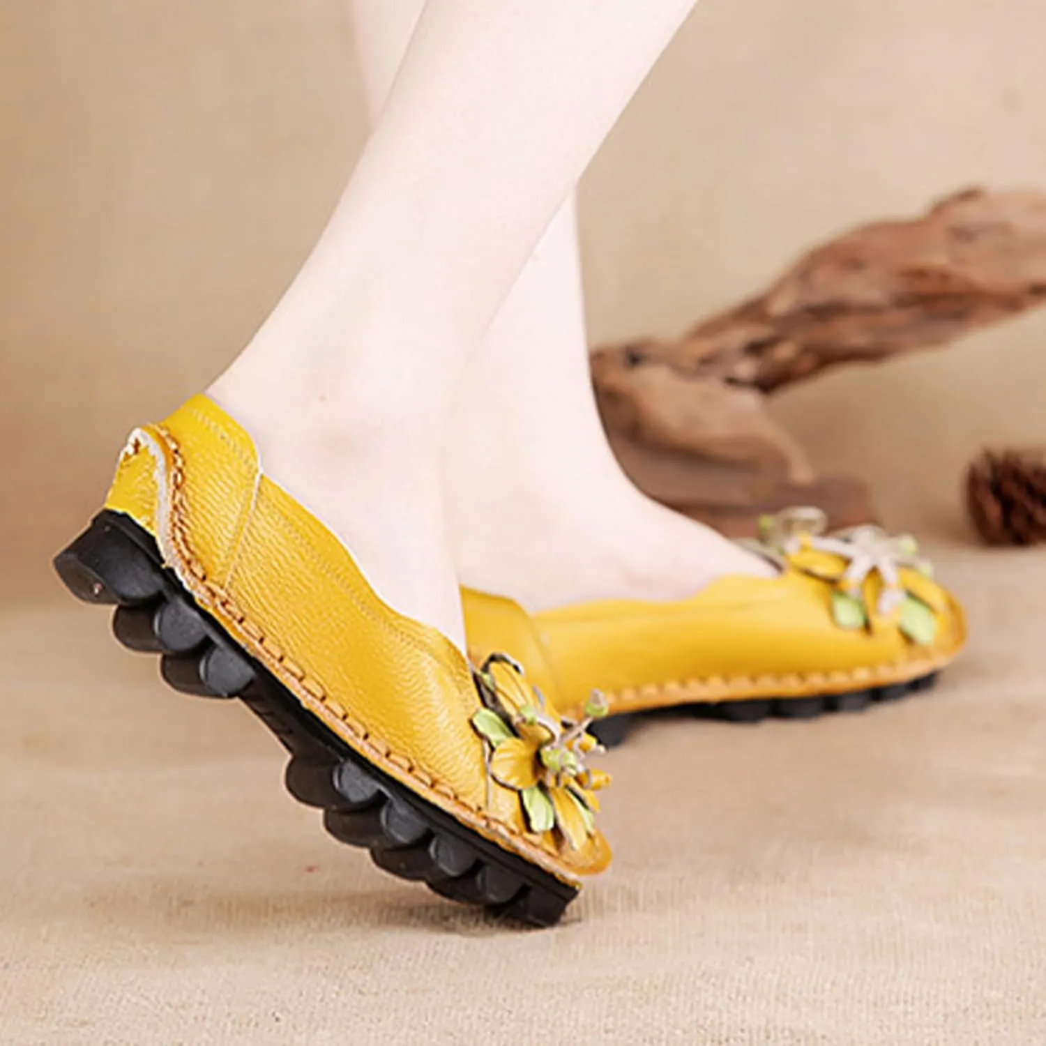 Women's Leather Slip On Loafers,Vintage Handmade Flower Comfy Soft Non-Slip Muffin Platform Walking Casual Dress Pumps
