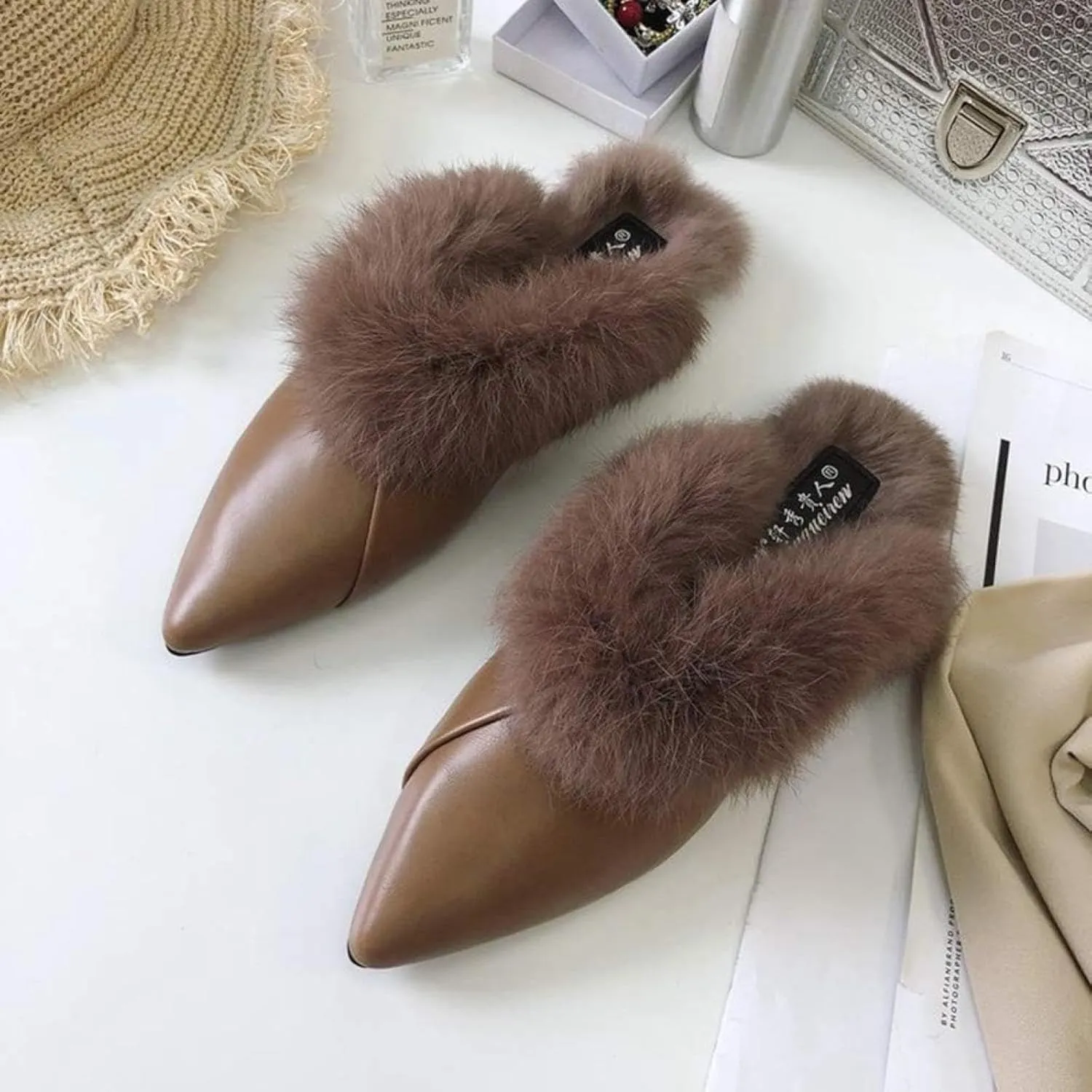 Women's Loafers, Comfortable Fur Velvet Backless Pointed Mule Slippers