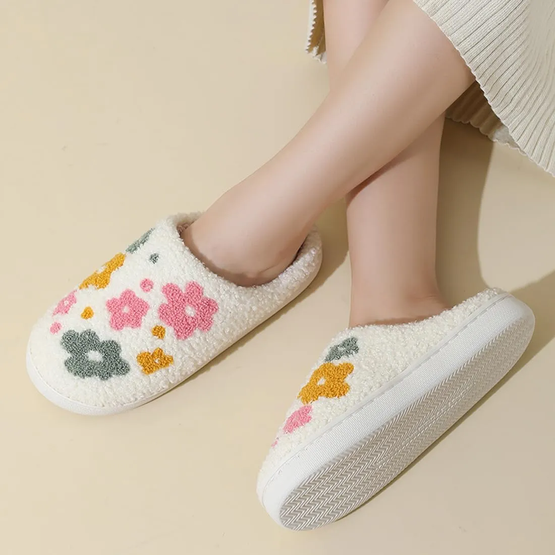 Women's Men's Cute Evil Eyes Slippers Strawberry Slippers Fuzzy Plush Soft Warm Home Bedroom House Shoes