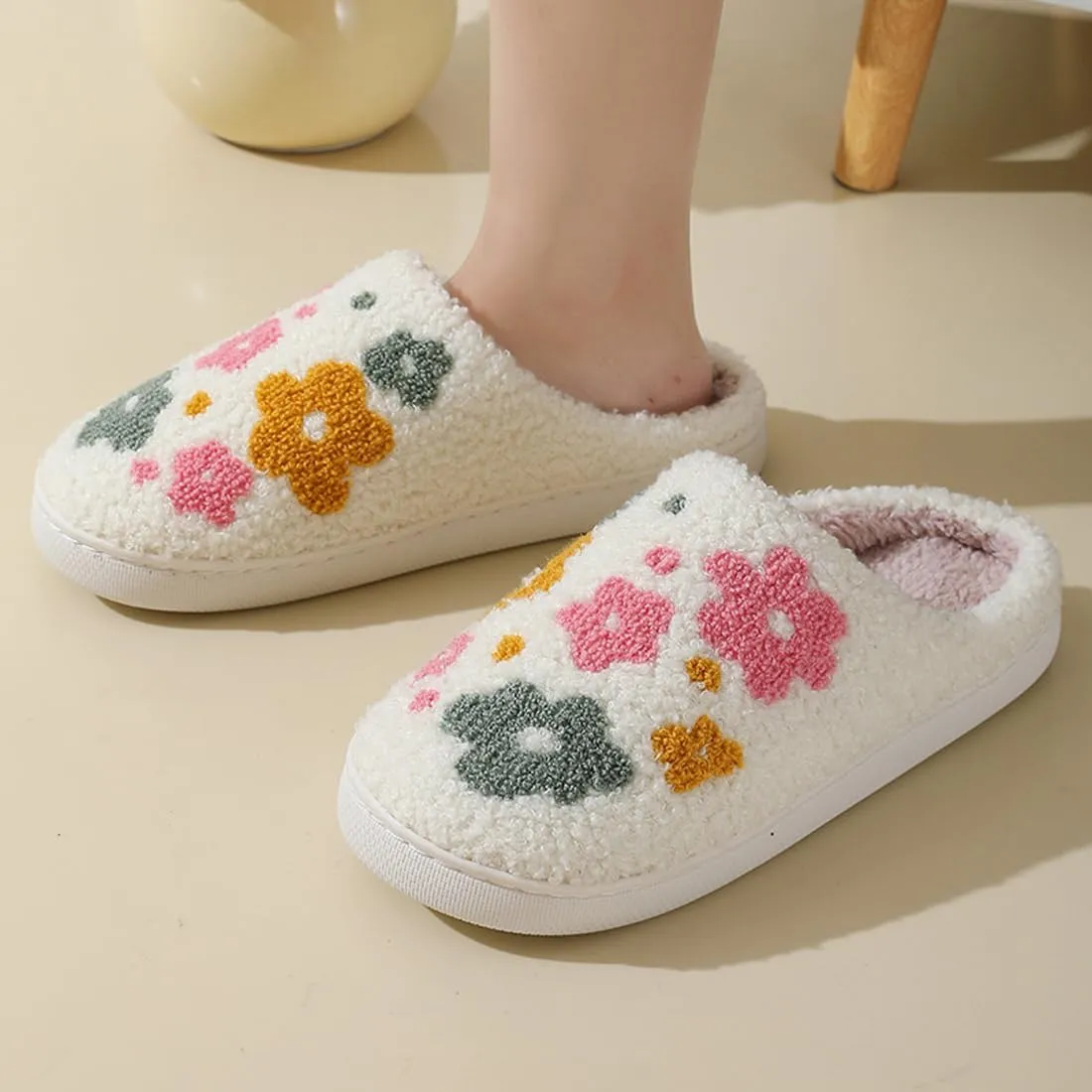 Women's Men's Cute Evil Eyes Slippers Strawberry Slippers Fuzzy Plush Soft Warm Home Bedroom House Shoes
