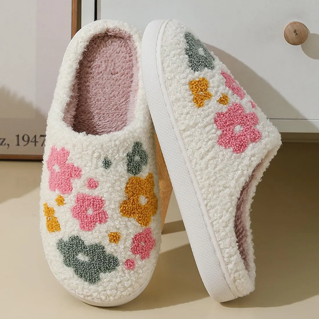 Women's Men's Cute Evil Eyes Slippers Strawberry Slippers Fuzzy Plush Soft Warm Home Bedroom House Shoes