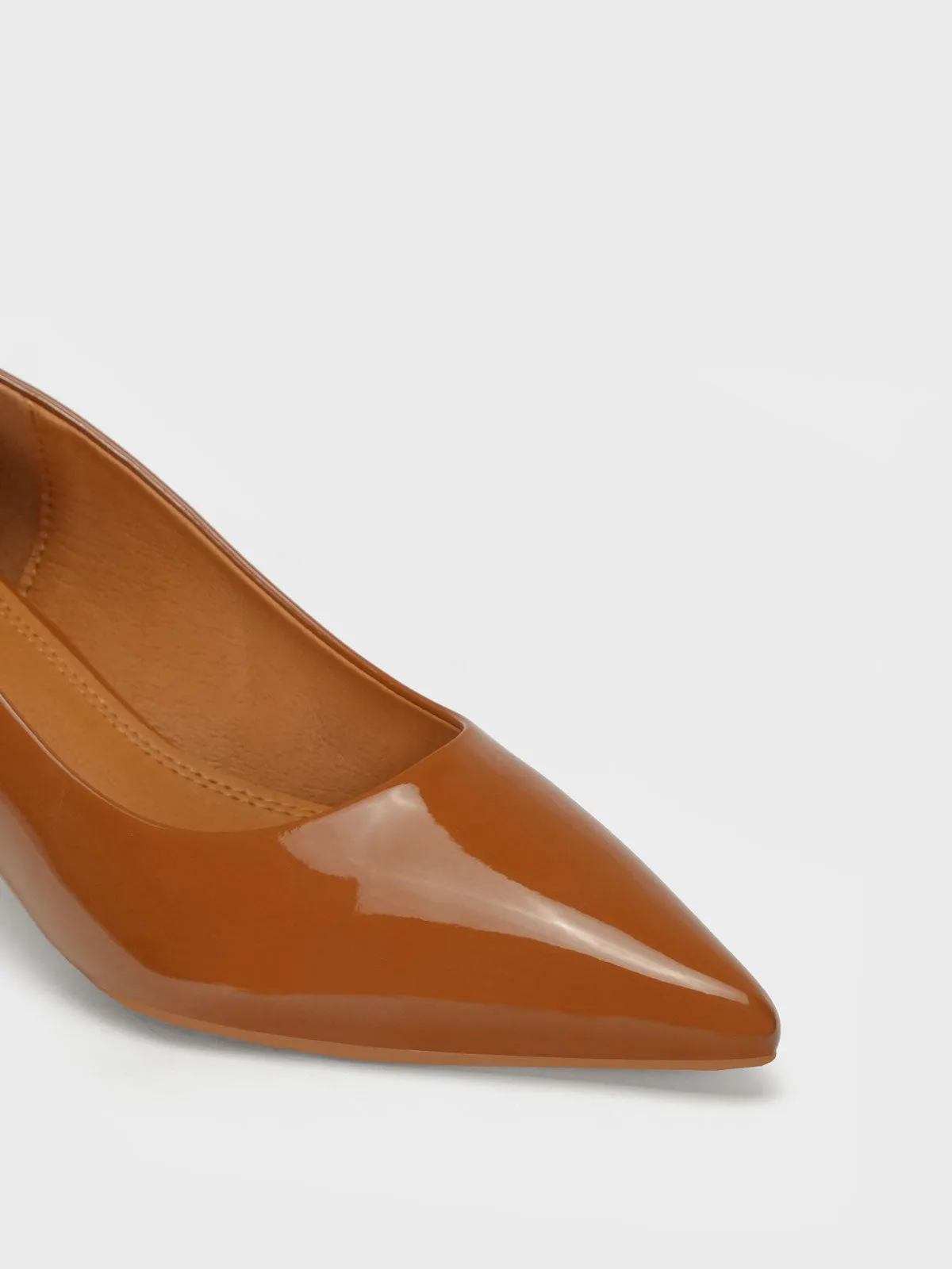 Womens "DIABLO" Pointy Toe Courts